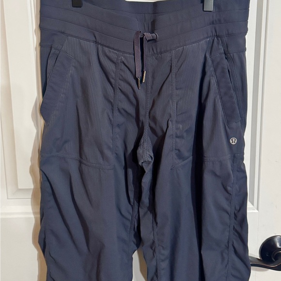 Lululemon Dance Studio Crop Gray Pants Unlined 6 - Picture 5 of 8